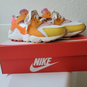 Nike Air Huarache Sneakers